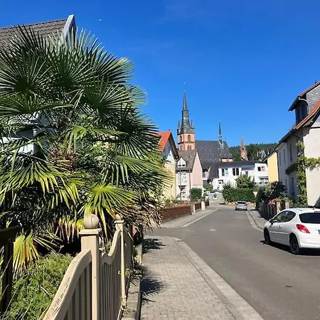 Romantikurlaub Im Weindorf Kiedrich Exterior photo
